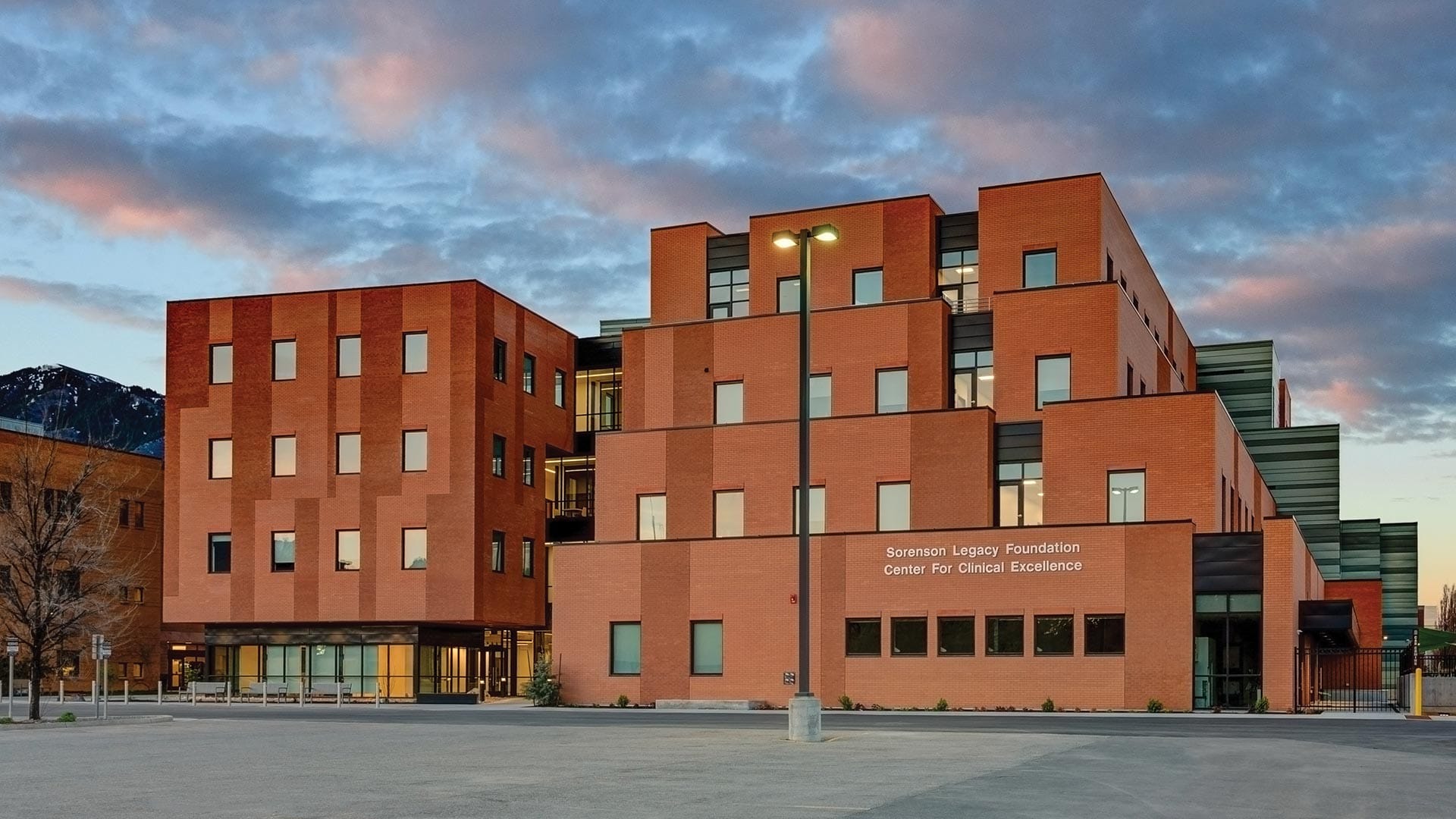 photo-gallery-healthcare-utah-state-university-sorensen-legacy-foundation-clinical-center-11