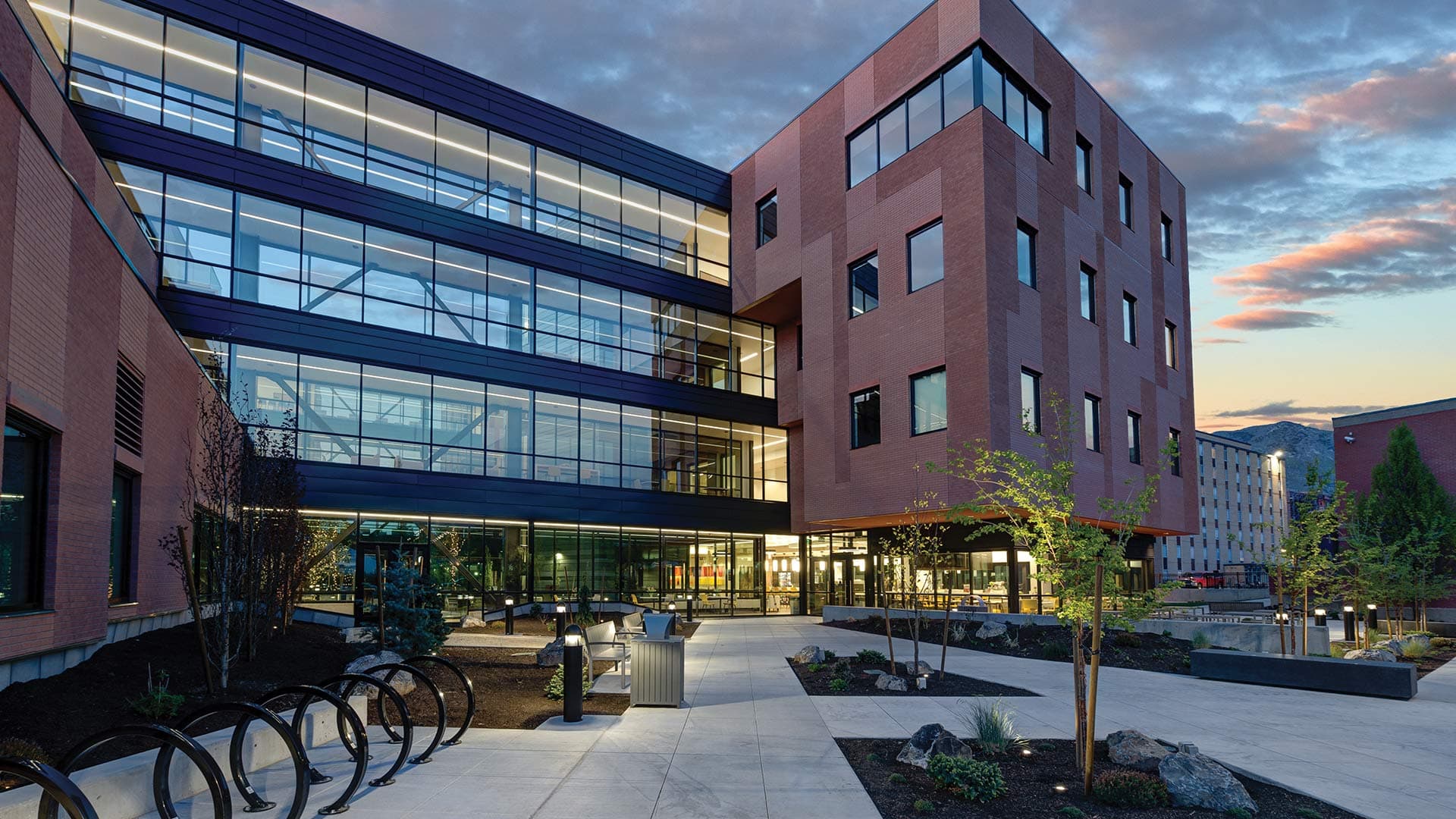 photo-gallery-healthcare-utah-state-university-sorensen-legacy-foundation-clinical-center-15